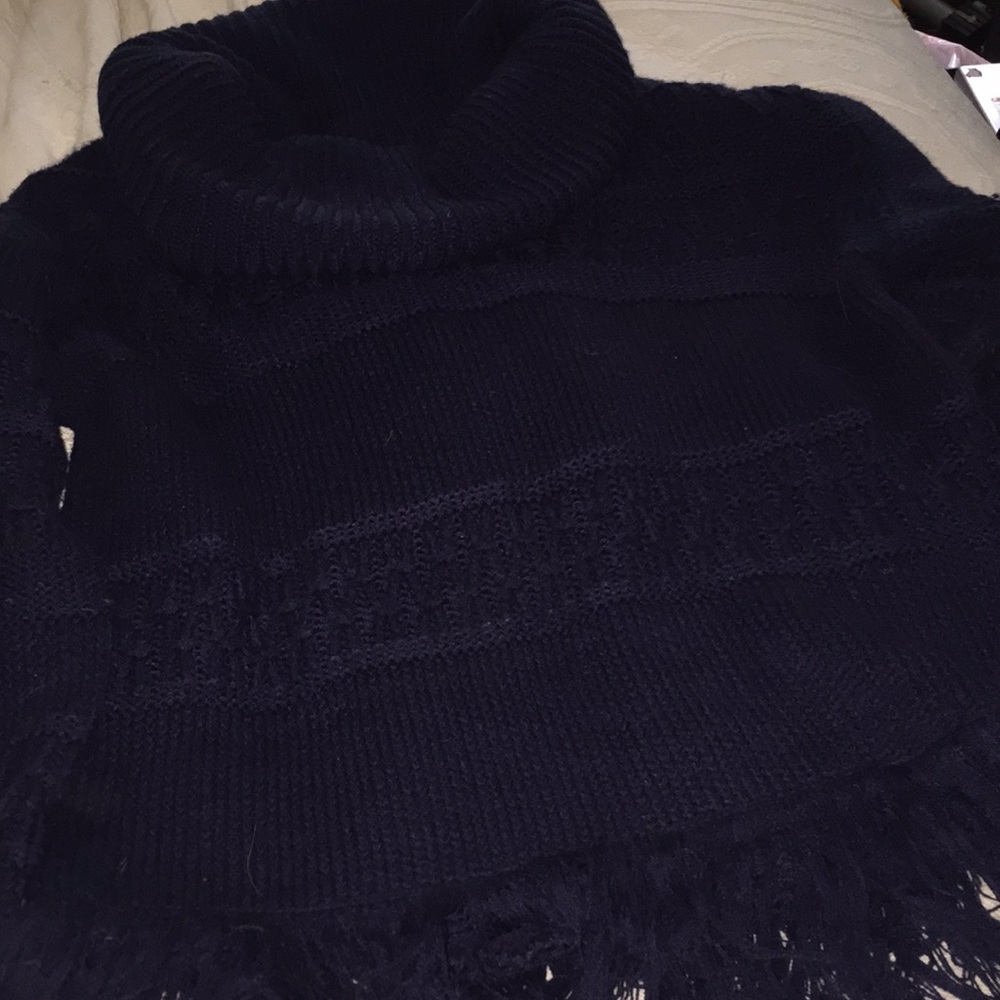 Navy blue Linh sleeve fringed at bottom